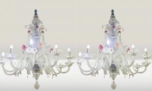 Gran pareja de lámparas de araña de cristal de Murano transparente y policromado, principios del siglo XX, Large Pair of Transparent and Polychrome Murano Glass Chandeliers, Early 20th century